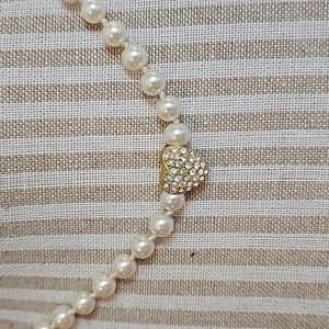 Vintage rhinestone necklace heart